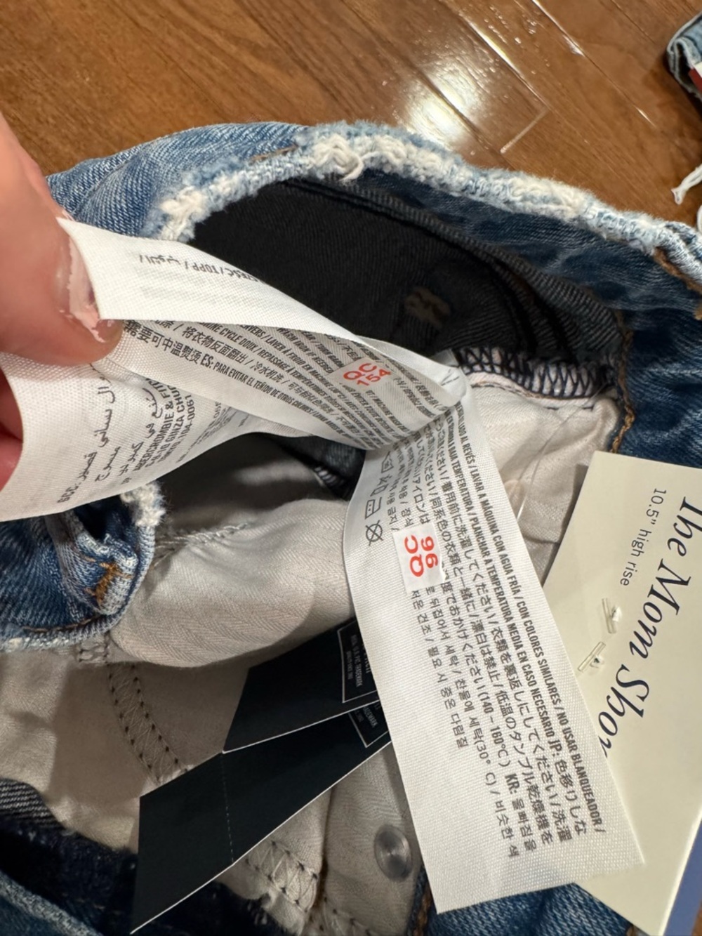 NEW Abercrombie The Mom Shorts High Rise Denim Shorts - Light Blue - Picture 8 of 8